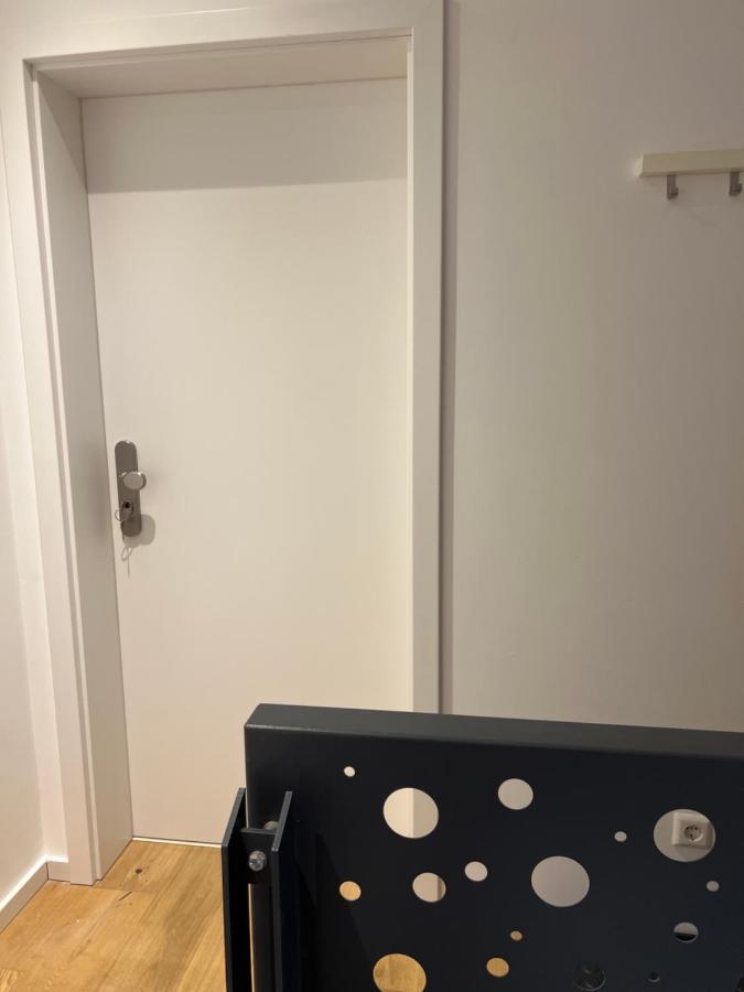 Beehome Euskirchen Esterno foto