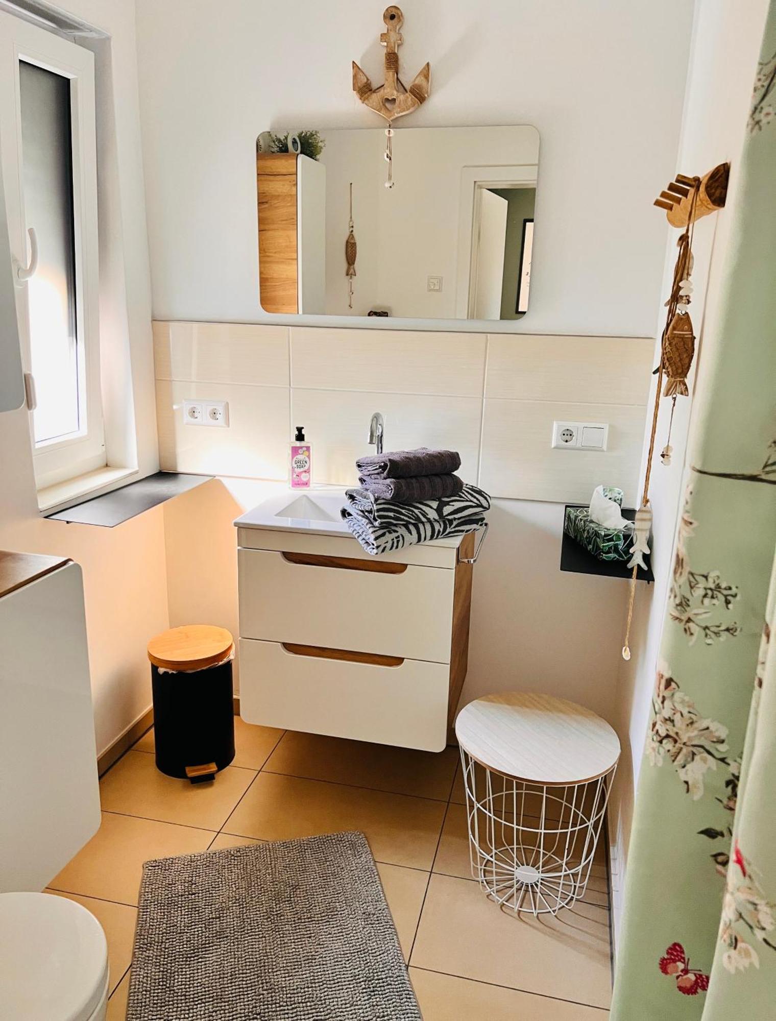 Beehome Euskirchen Esterno foto